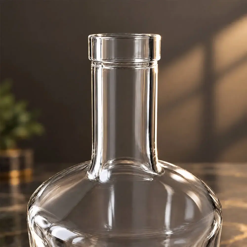 Bottle detail 4