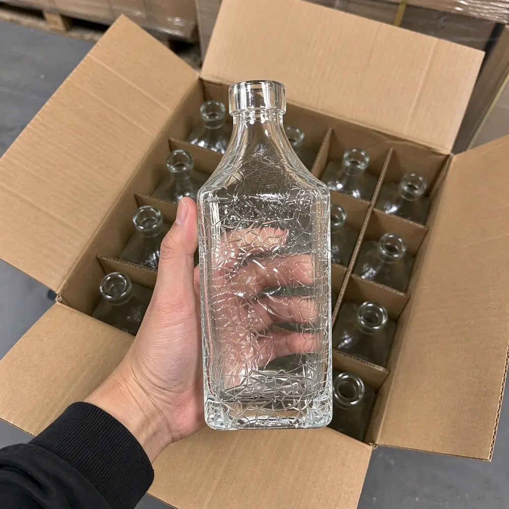 Bottle detail 1